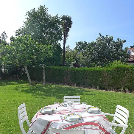 Lauriers Apartman